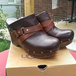 UGG Natalee clogs